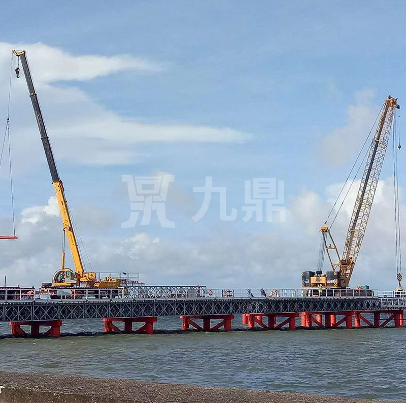 貝雷鋼橋可進(jìn)行現(xiàn)場(chǎng)拼裝